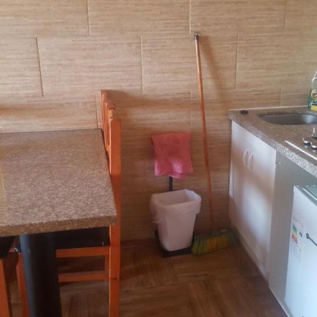 Habitaciones Y Apartamentos El Caleuche 埃尔塔波 外观 照片