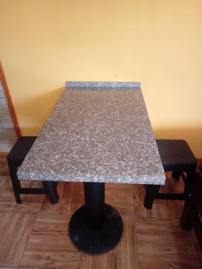Habitaciones Y Apartamentos El Caleuche 埃尔塔波 外观 照片