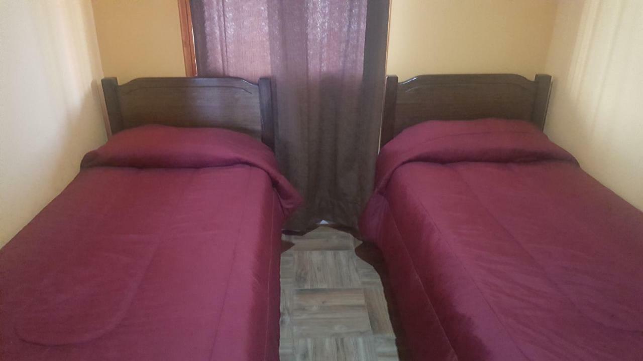 Habitaciones Y Apartamentos El Caleuche 埃尔塔波 外观 照片