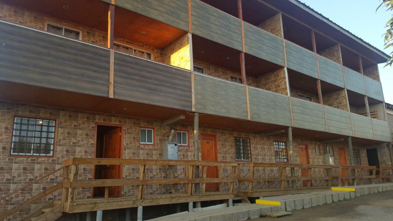 Habitaciones Y Apartamentos El Caleuche 埃尔塔波 外观 照片