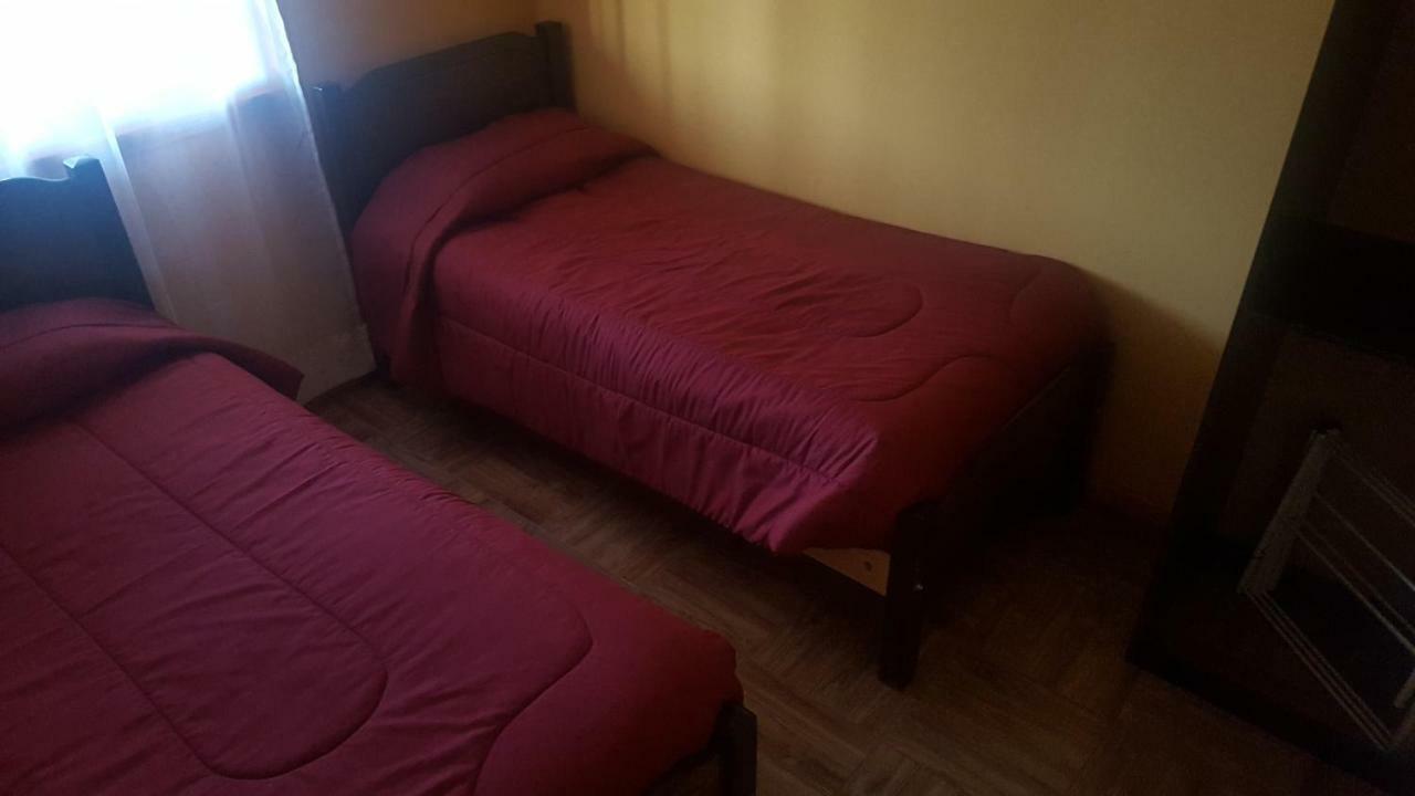 Habitaciones Y Apartamentos El Caleuche 埃尔塔波 外观 照片